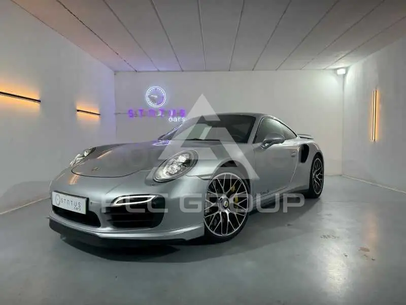 2015 Porsche 911