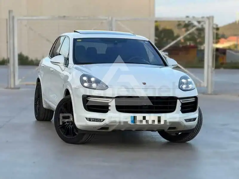2015 Porsche Cayenne