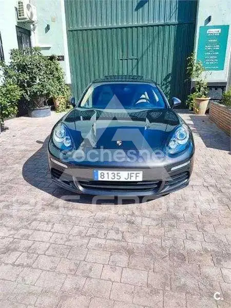2015 Porsche Panamera