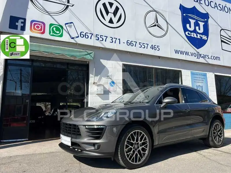 2015 Porsche MACAN