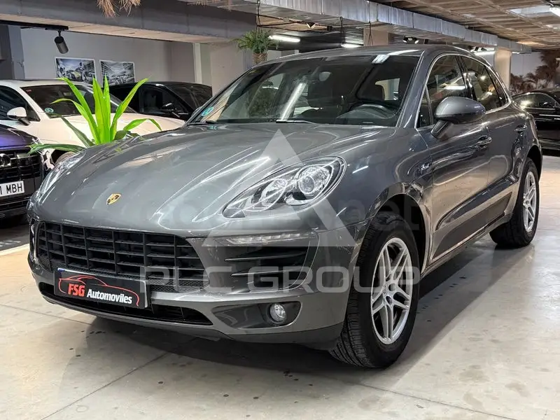 2015 Porsche MACAN