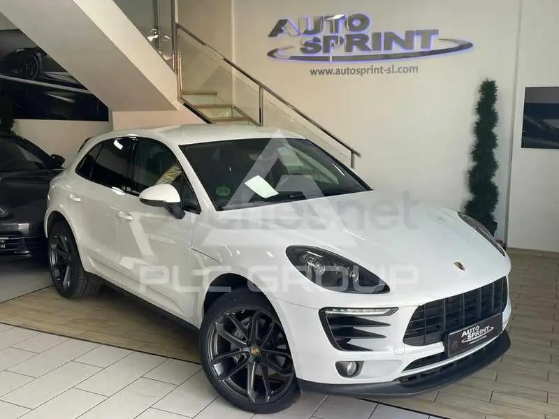 2015 Porsche MACAN