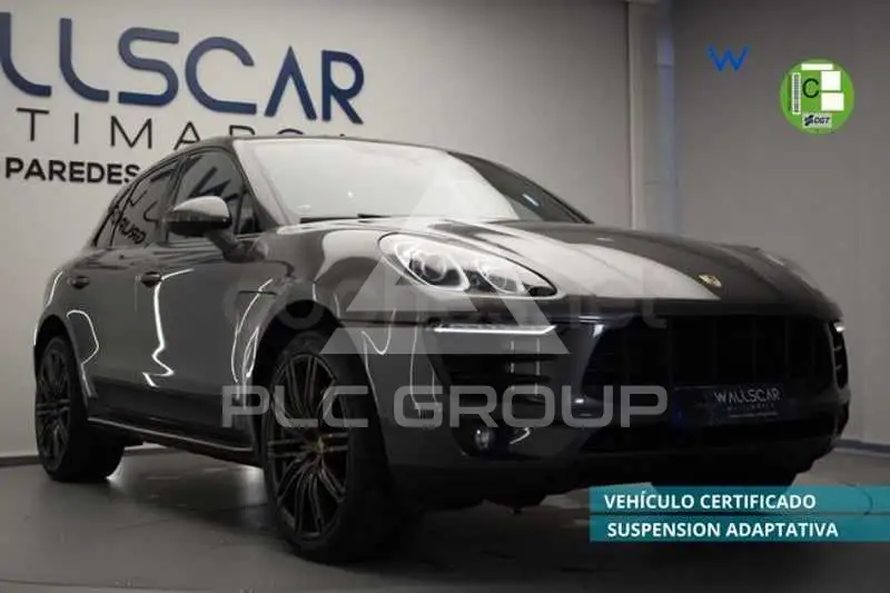 2015 Porsche MACAN