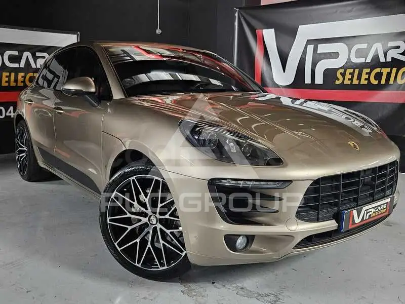2015 Porsche MACAN