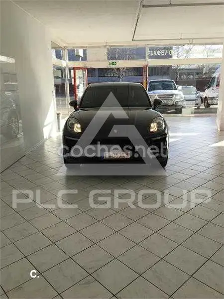 2015 Porsche MACAN