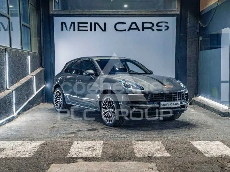 2015 Porsche MACAN