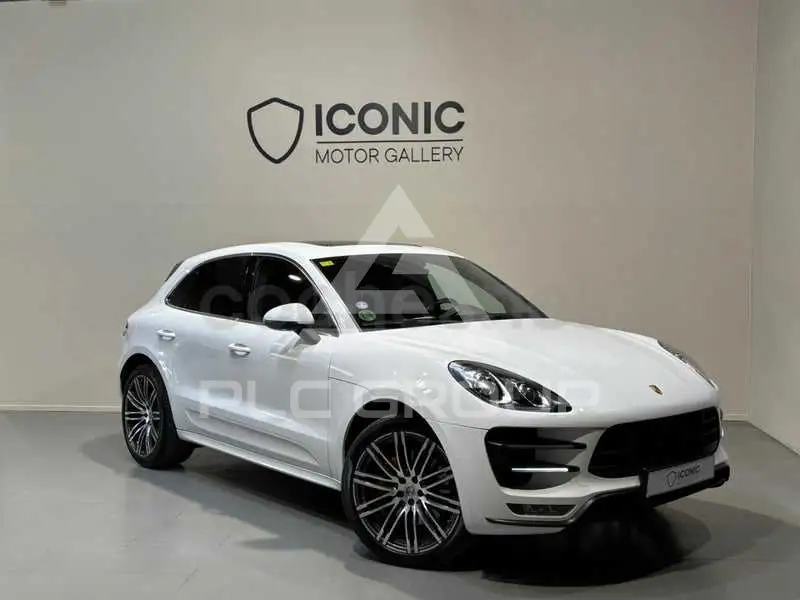 2015 Porsche MACAN