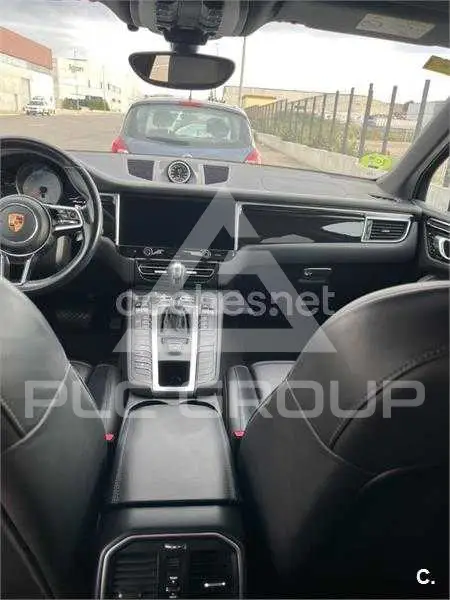 2015 Porsche MACAN
