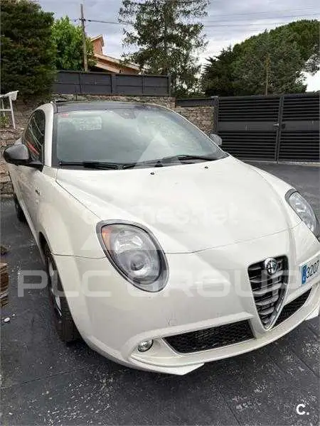 2015 Alfa Romeo Mito