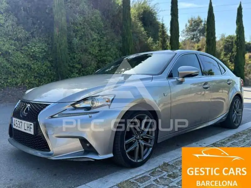 2015 Lexus IS