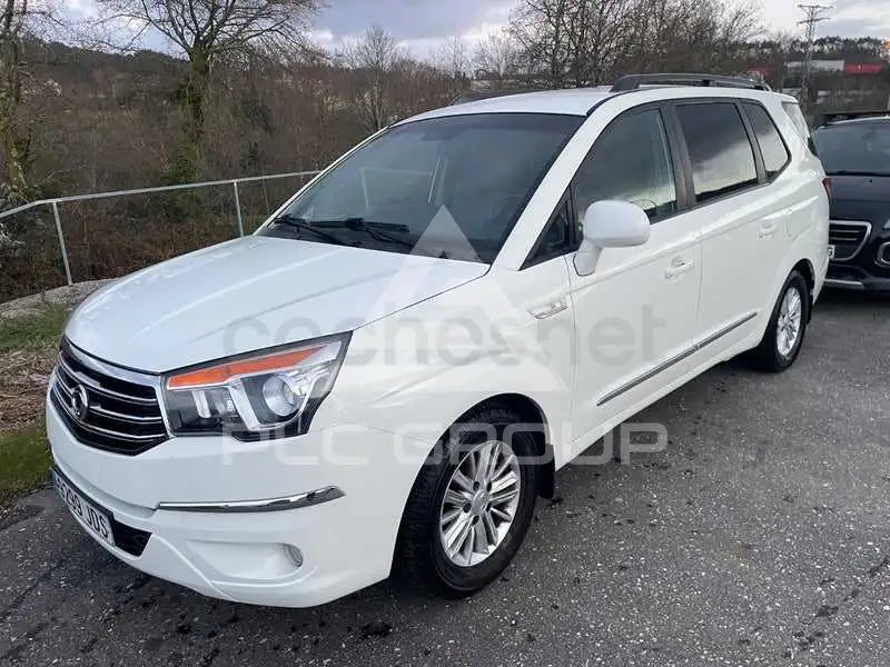 2015 Ssangyong Rodius