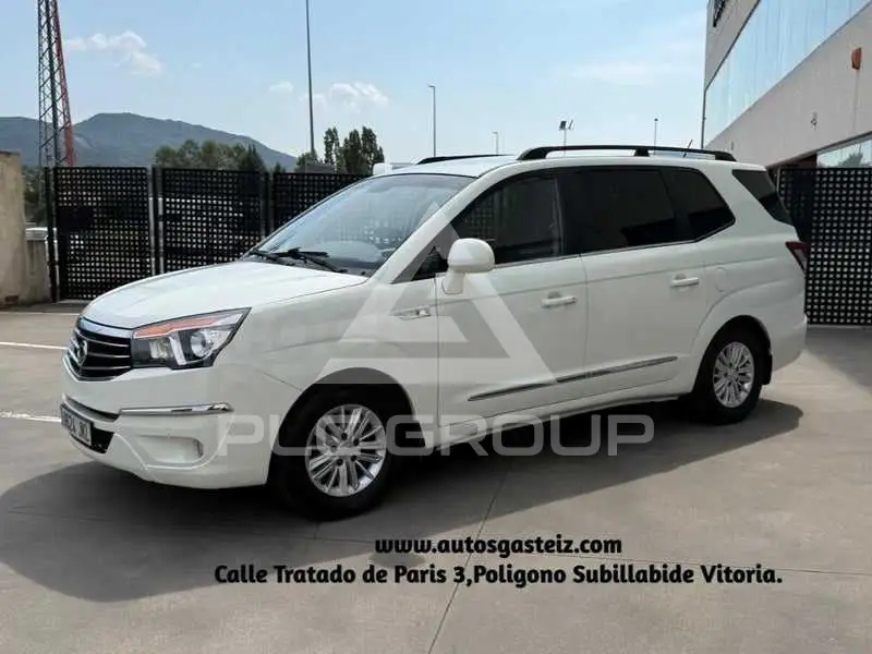 2015 Ssangyong Rodius