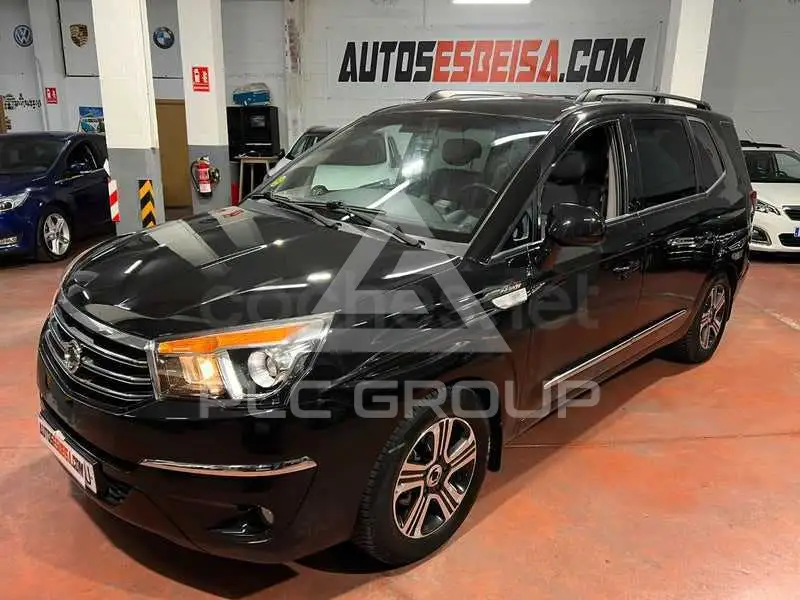 2015 Ssangyong Rodius
