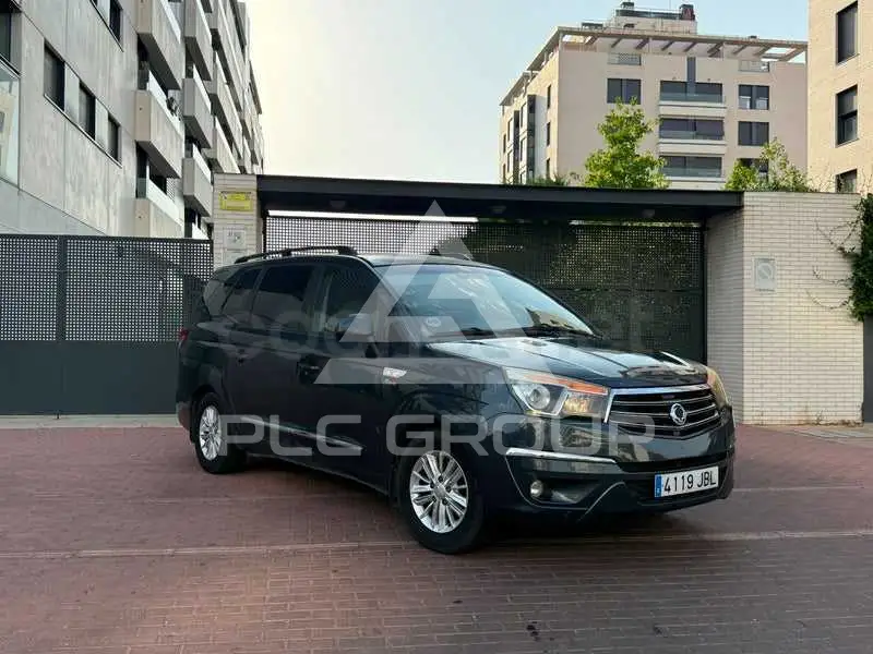 2015 Ssangyong Rodius