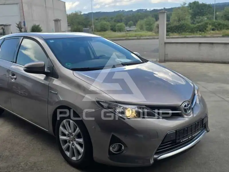 2015 Toyota AURIS