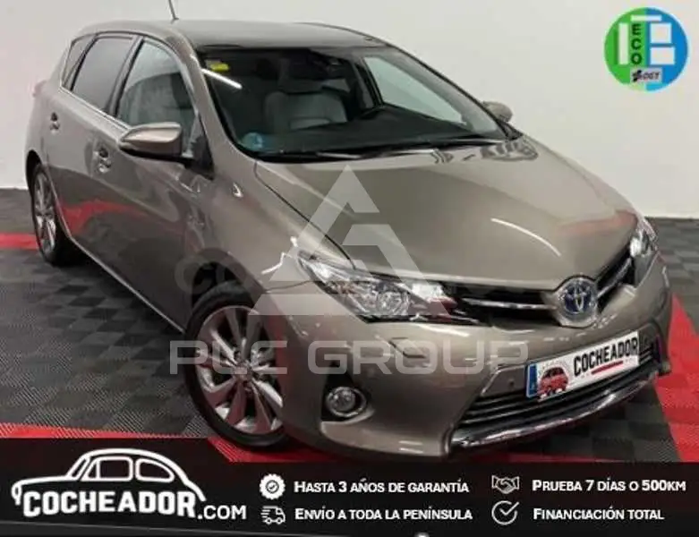 2015 Toyota AURIS