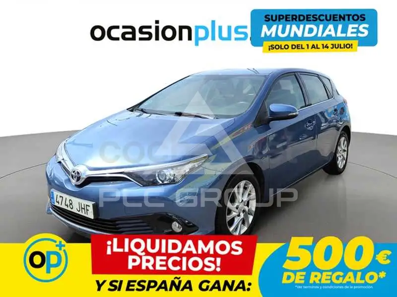2015 Toyota AURIS