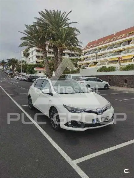 2015 Toyota AURIS