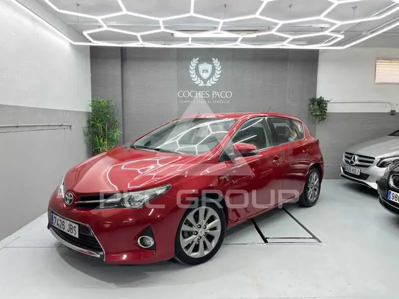 2015 Toyota AURIS