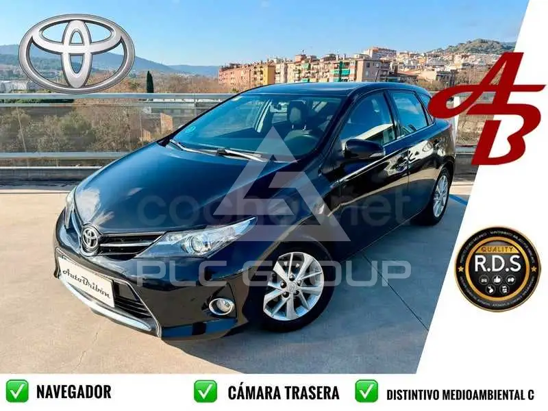 2015 Toyota AURIS