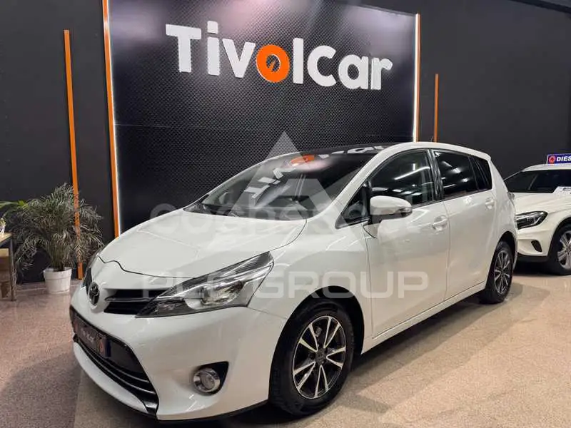 2015 Toyota VERSO