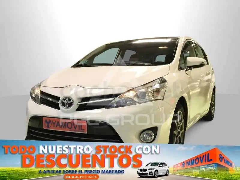 2015 Toyota VERSO