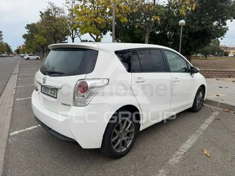 2015 Toyota VERSO