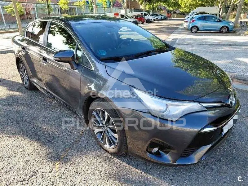 2015 Toyota Avensis