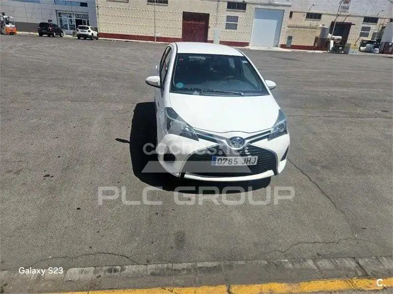 2015 Toyota YARIS