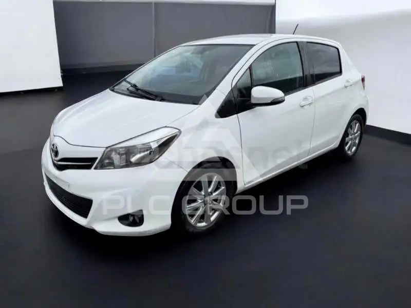 2015 Toyota YARIS