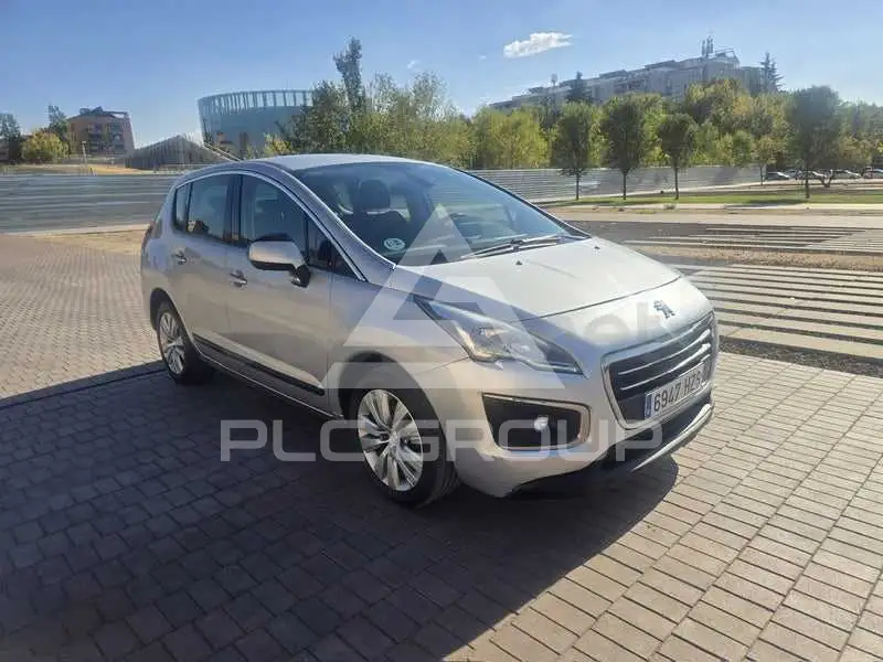 2015 Peugeot 3008