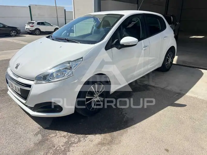 2015 Peugeot 208