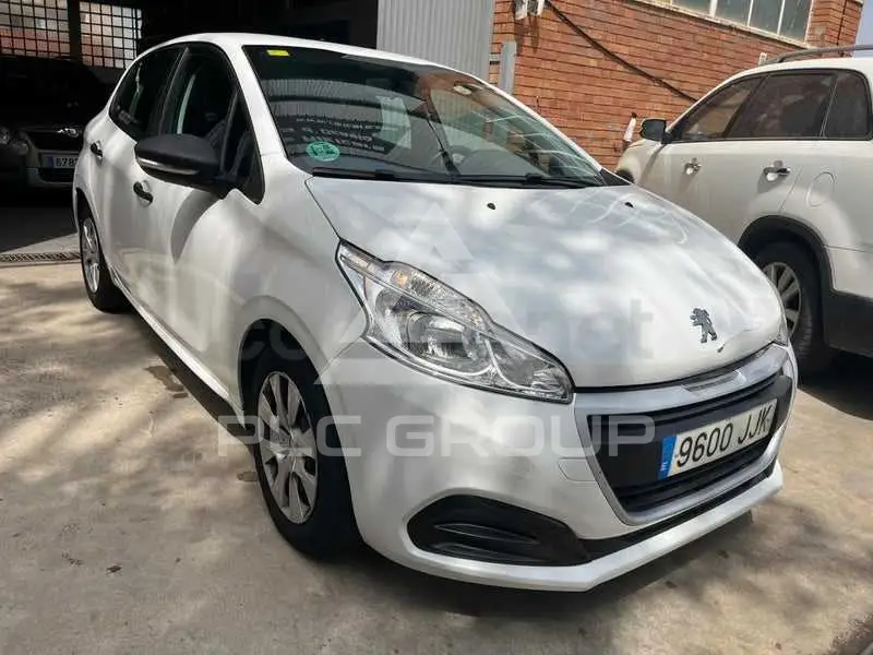 2015 Peugeot 208
