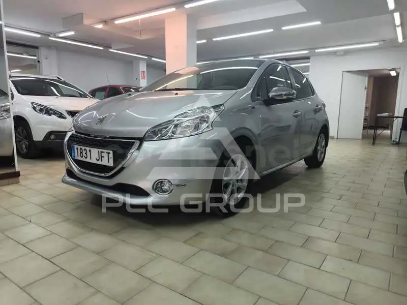 2015 Peugeot 208