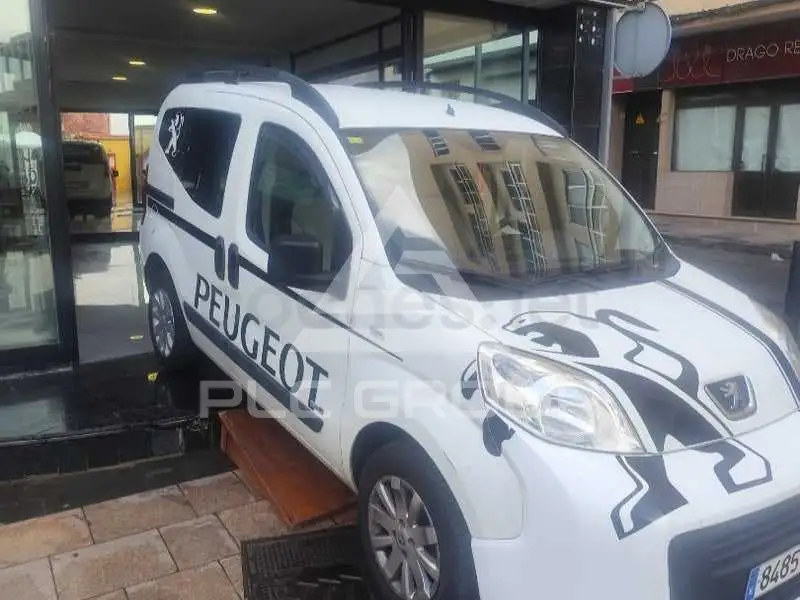 2015 Peugeot Bipper