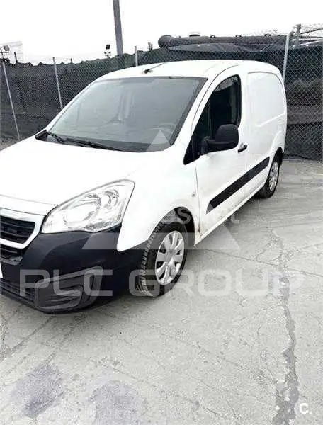 2015 Peugeot Partner