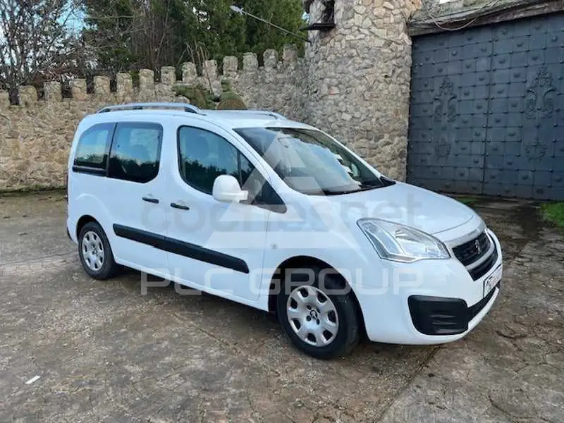 2015 Peugeot Partner