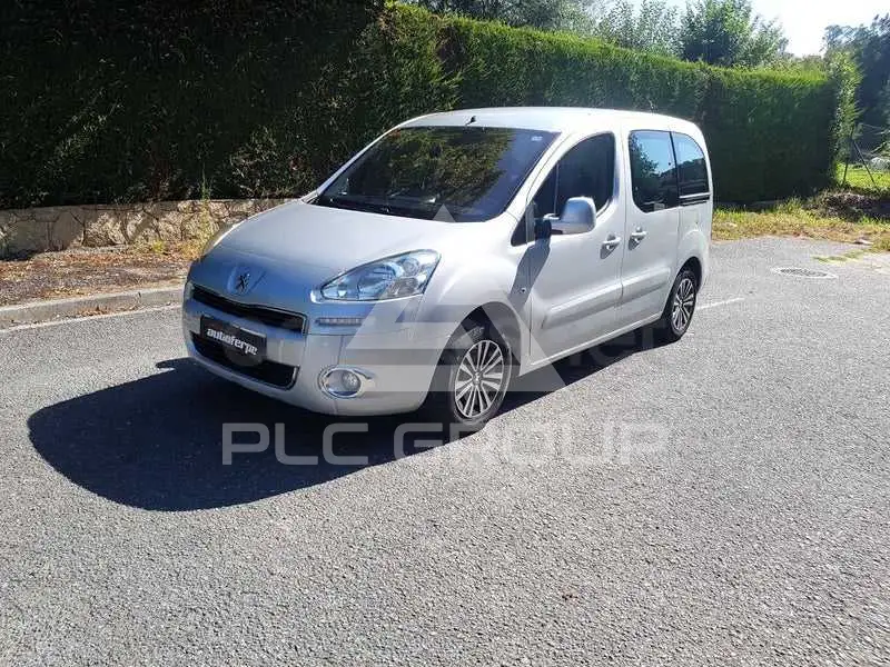 2015 Peugeot Partner