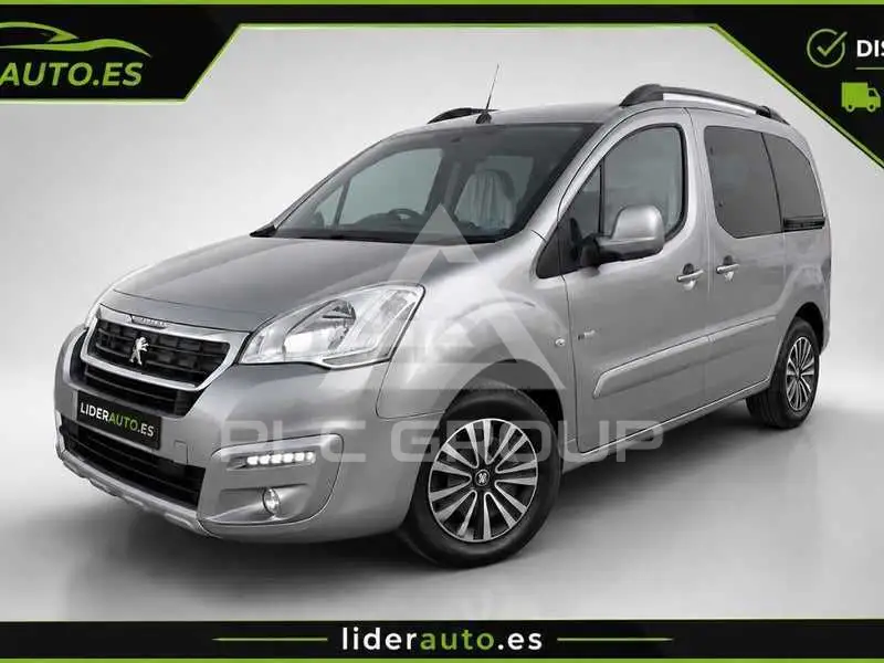 2015 Peugeot Partner
