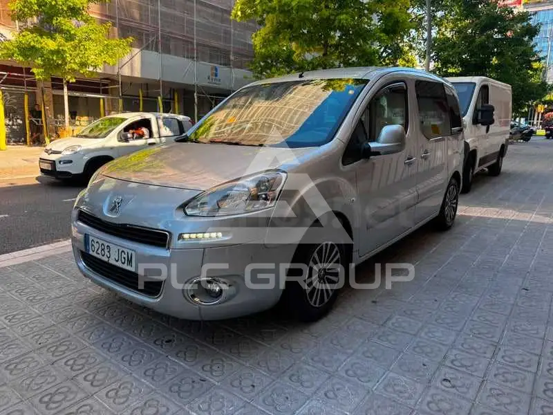 2015 Peugeot Partner