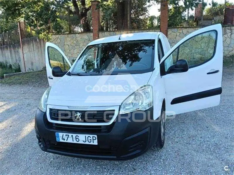 2015 Peugeot Partner