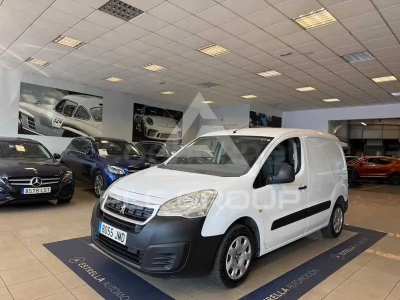 2015 Peugeot Partner