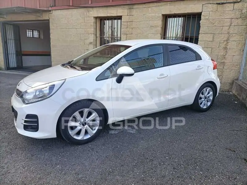 2015 KIA Rio
