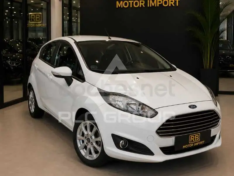 2015 Ford FIESTA