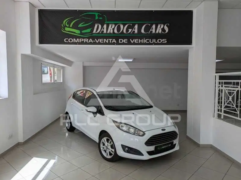2015 Ford FIESTA