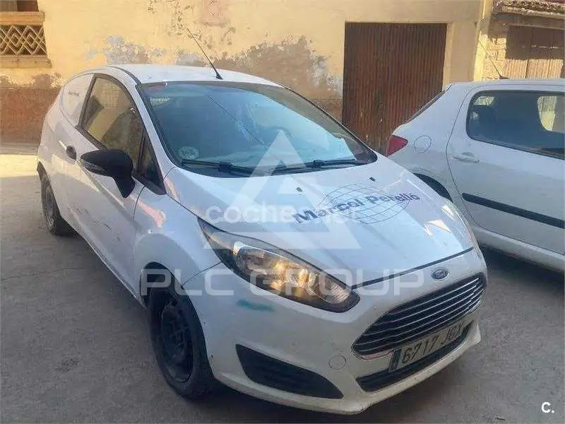 2015 Ford FIESTA