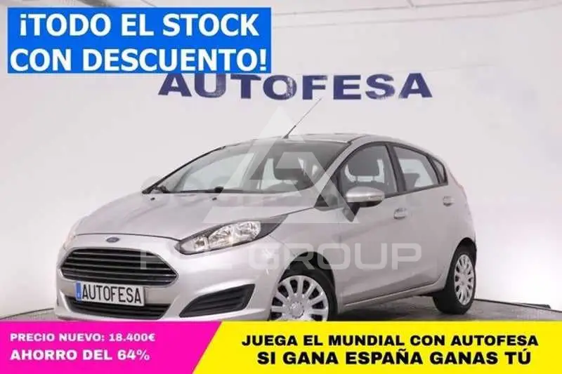 2015 Ford FIESTA