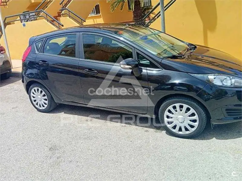 2015 Ford FIESTA