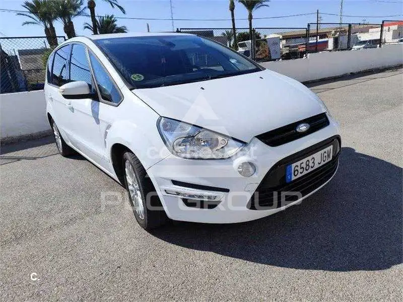 2015 Ford S-Max