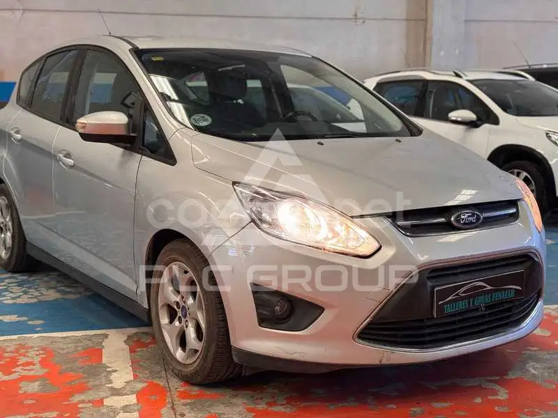 2015 Ford C-MAX